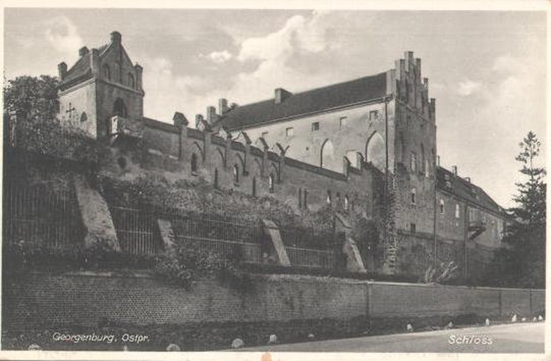 Замок Георгенбург)